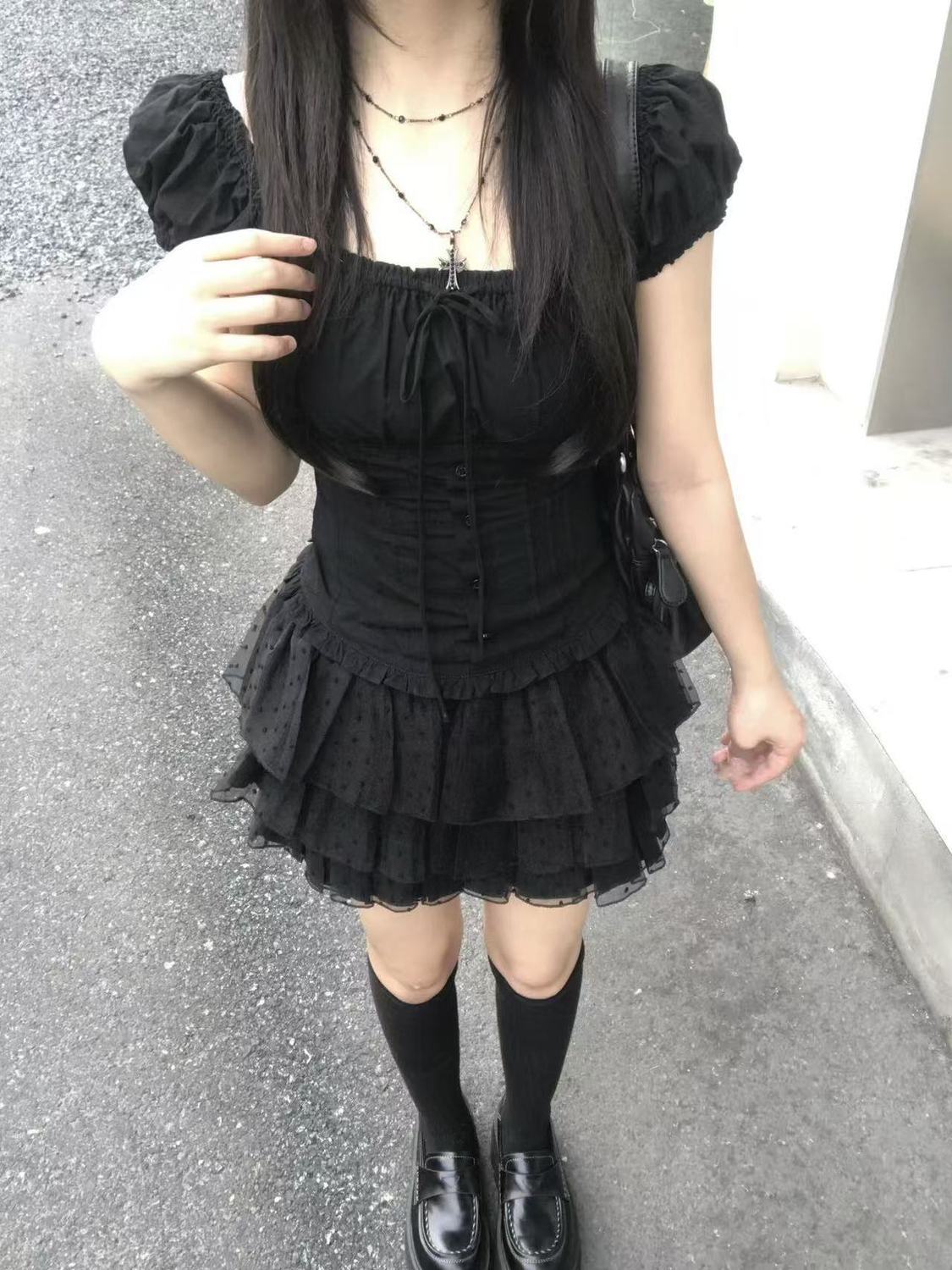 Puff Sleeve Blouse - レディースセット 2026 夏新作 韓国風 スウィート＆スパイシー ホロースクエアネック