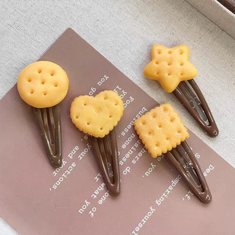 4個入り 模造ビスケットヘアクリップ 可愛い焼き菓子風 BB - Women Fashion Fun のレビューと価格