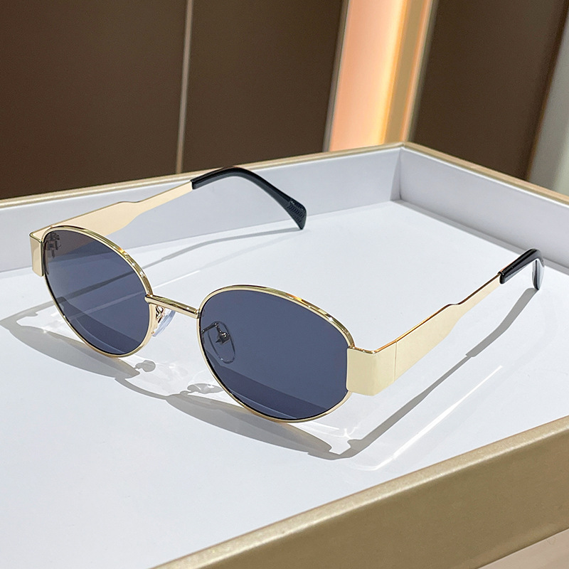 トレンドのラウンドフレームメタルサングラス レディース ファ - Women'S Fashion Eyewear のレビューと価格