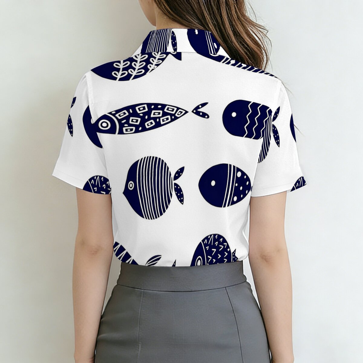 レディース夏用半袖ラペルシャツ、漫画の魚と海のスタイル、カジ - Women Fashion Fun のレビューと価格