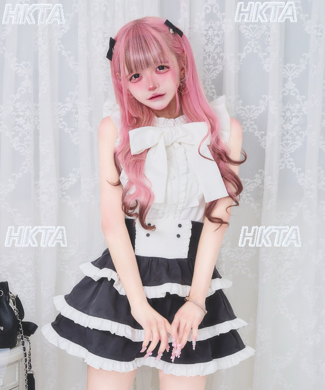 オリジナル日本のかわいい大きな蝶ネクタイ半袖シャツケーキスカ - Puff Sleeve Blouse のレビューと価格