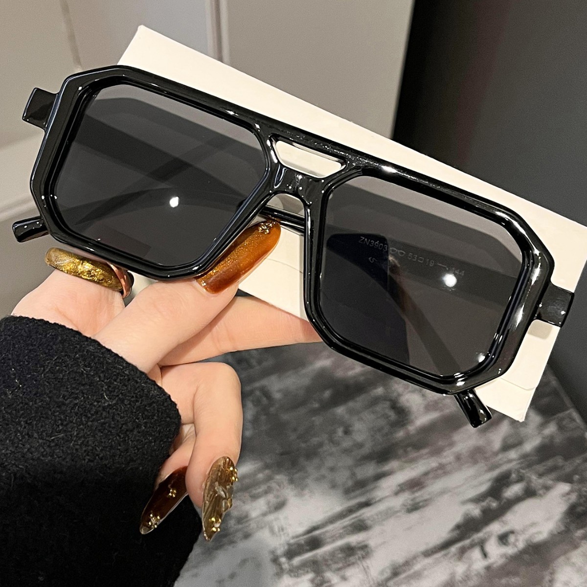 新しいレトロスクエアダブルビームサングラス男性女性高品質屋外 - Women'S Fashion Eyewear のレビューと価格
